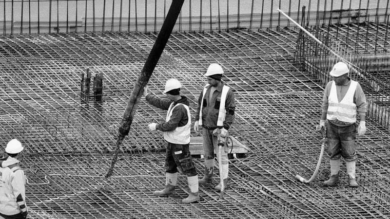Projeto de radier em Paulista: engenharia de fundação para solos costeiros